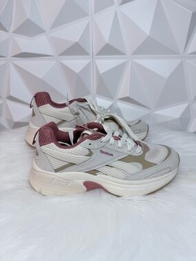 Reebok Women's Mesh Trainer in Light Gray & Mauve